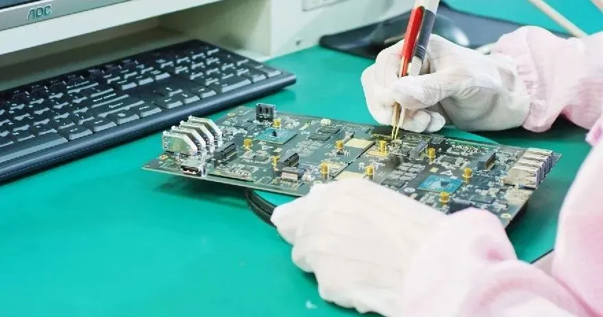 目檢——PCBA品質管控的“火眼金睛”