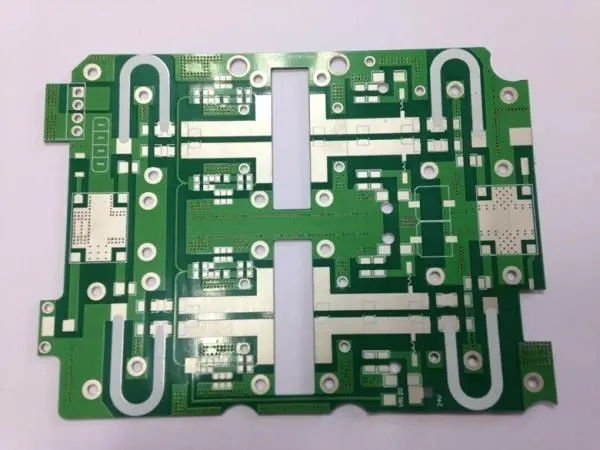 PCB技術差分布線的優勢及PCB為什么要覆銅？